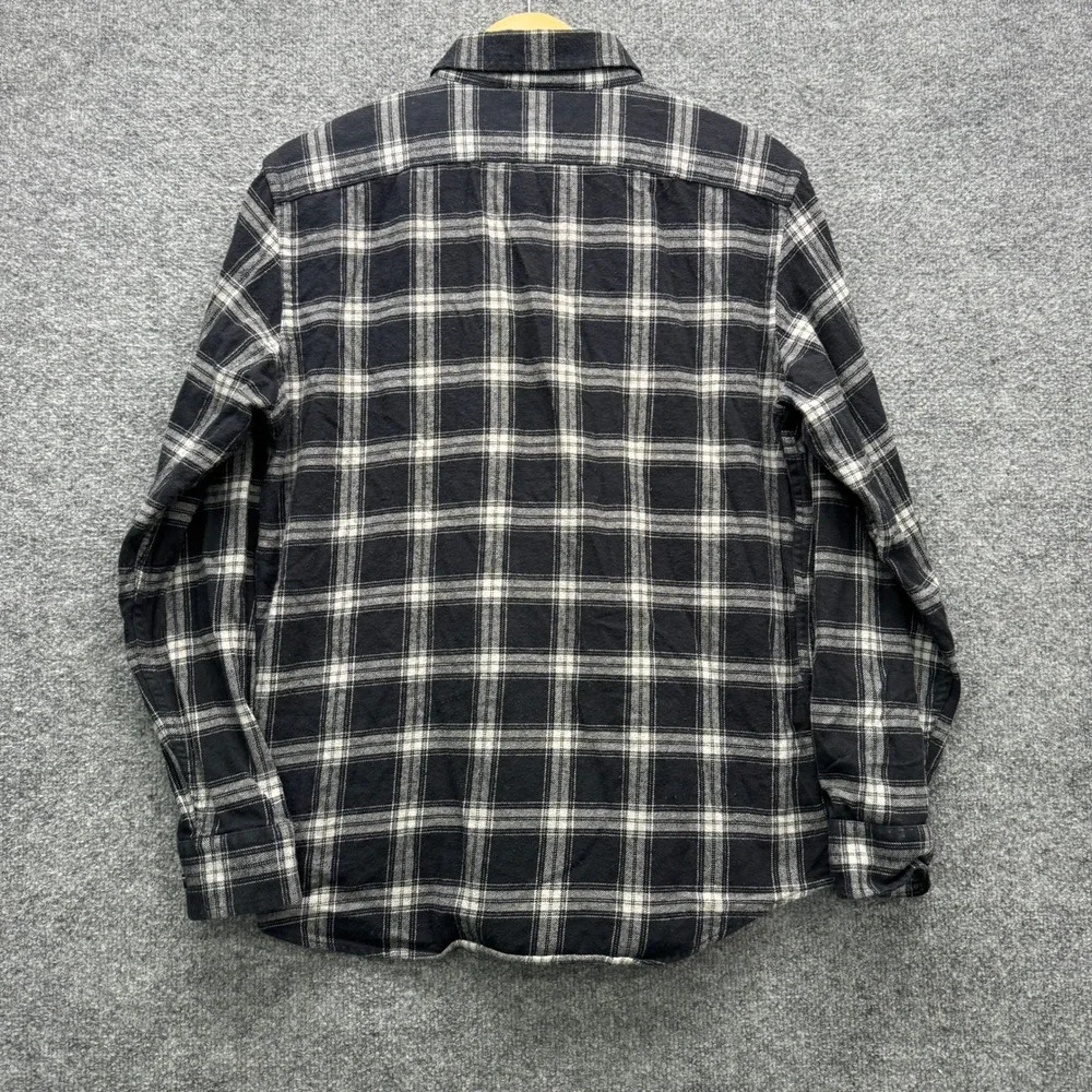 Banana Republic Standard Fit Flannel Button Shirt Mens M Black Plaid Casual